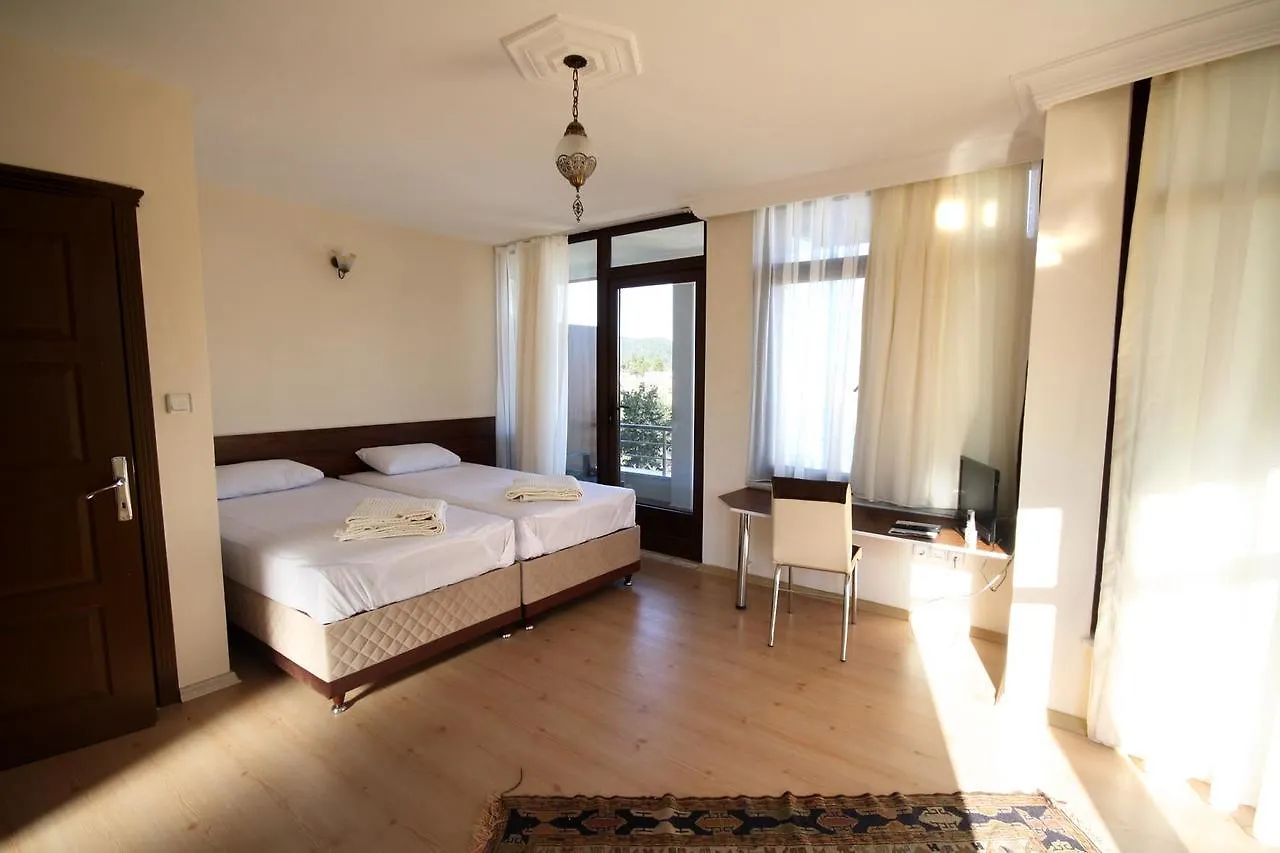 Linda'S Apart Otel Altınoluk